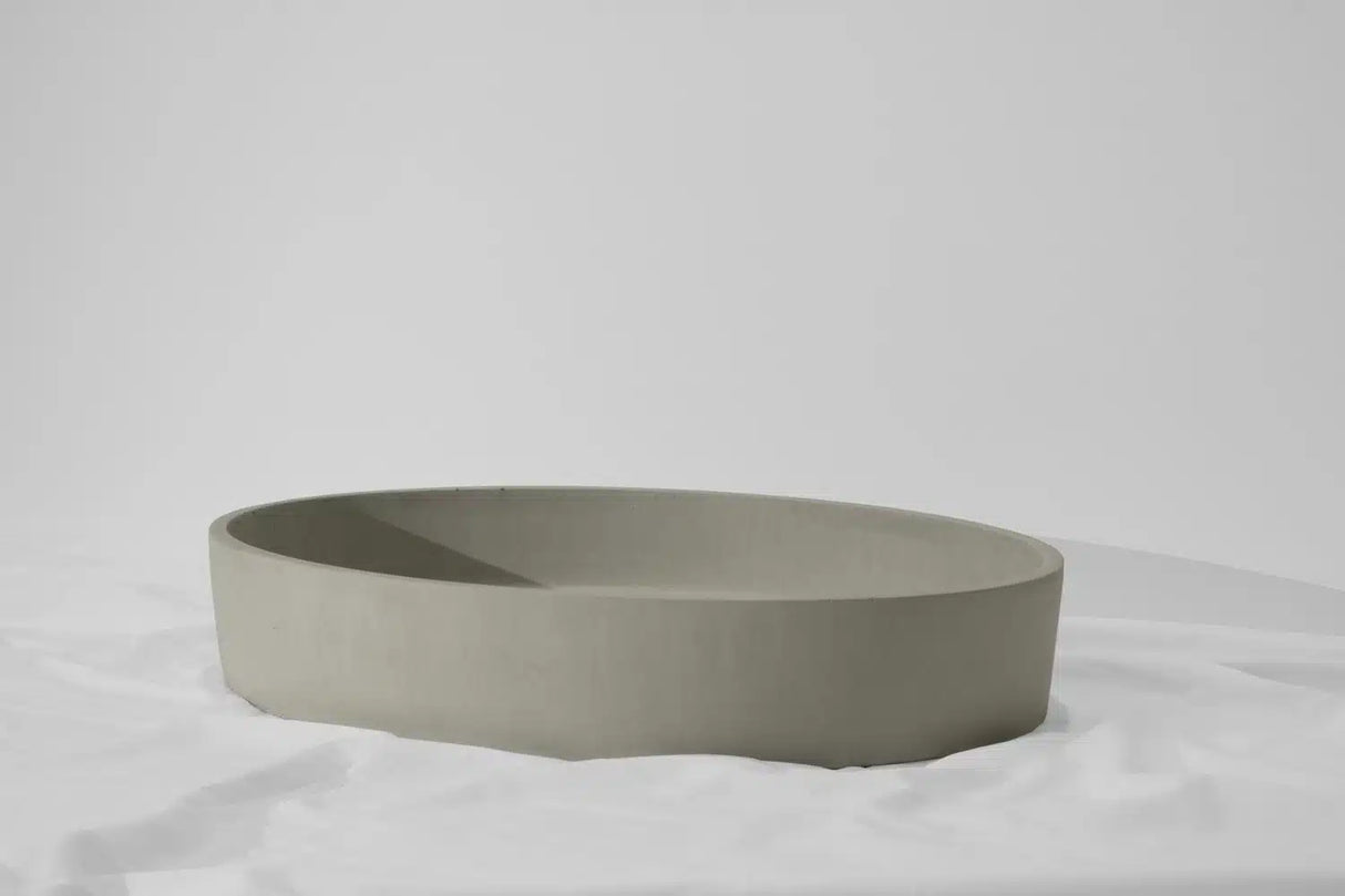 Oblong Concrete Basin - 550x400x100mm Gumleaf