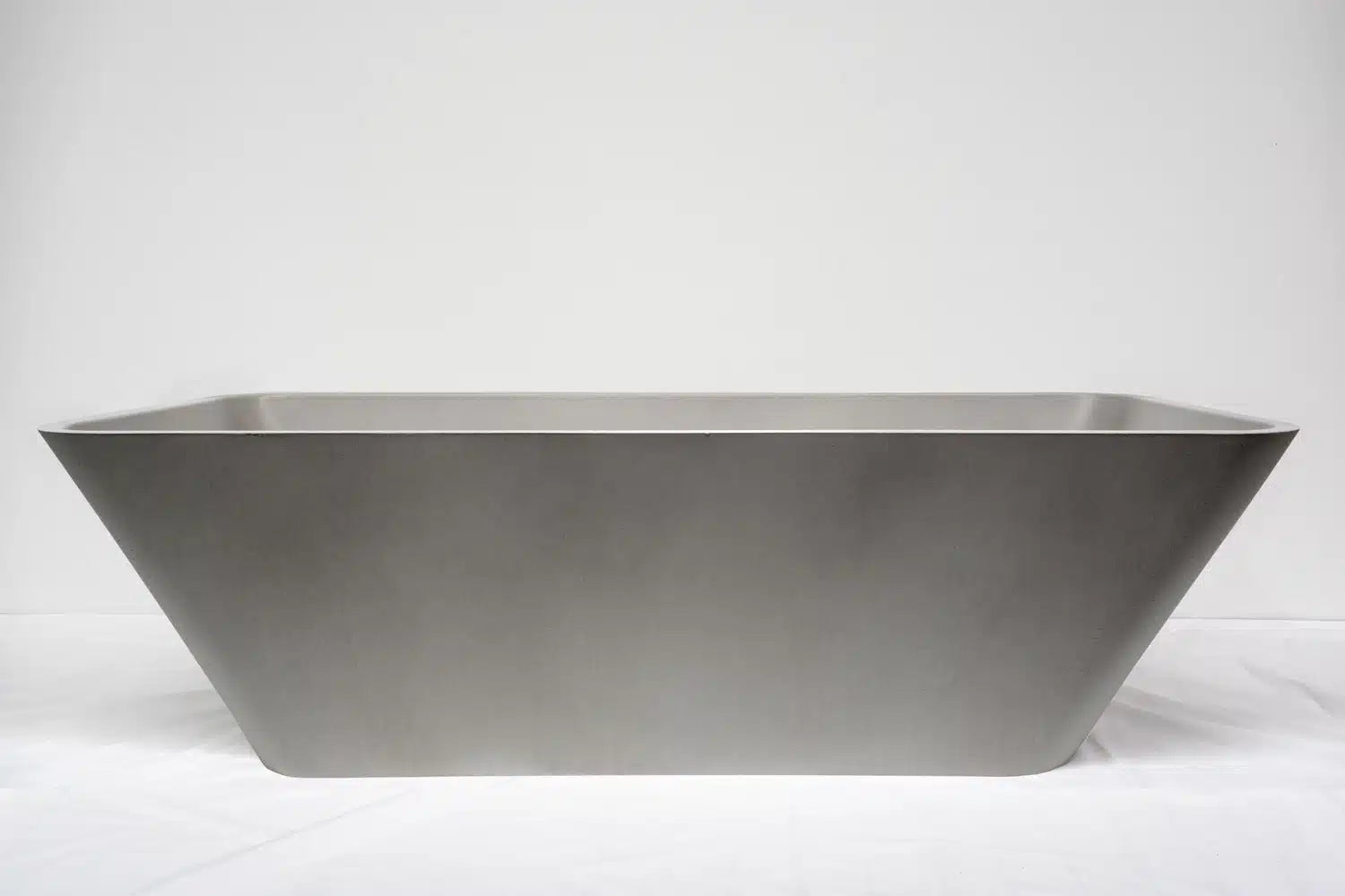 Luta Concrete Bath - 1700x750x500mm Grey