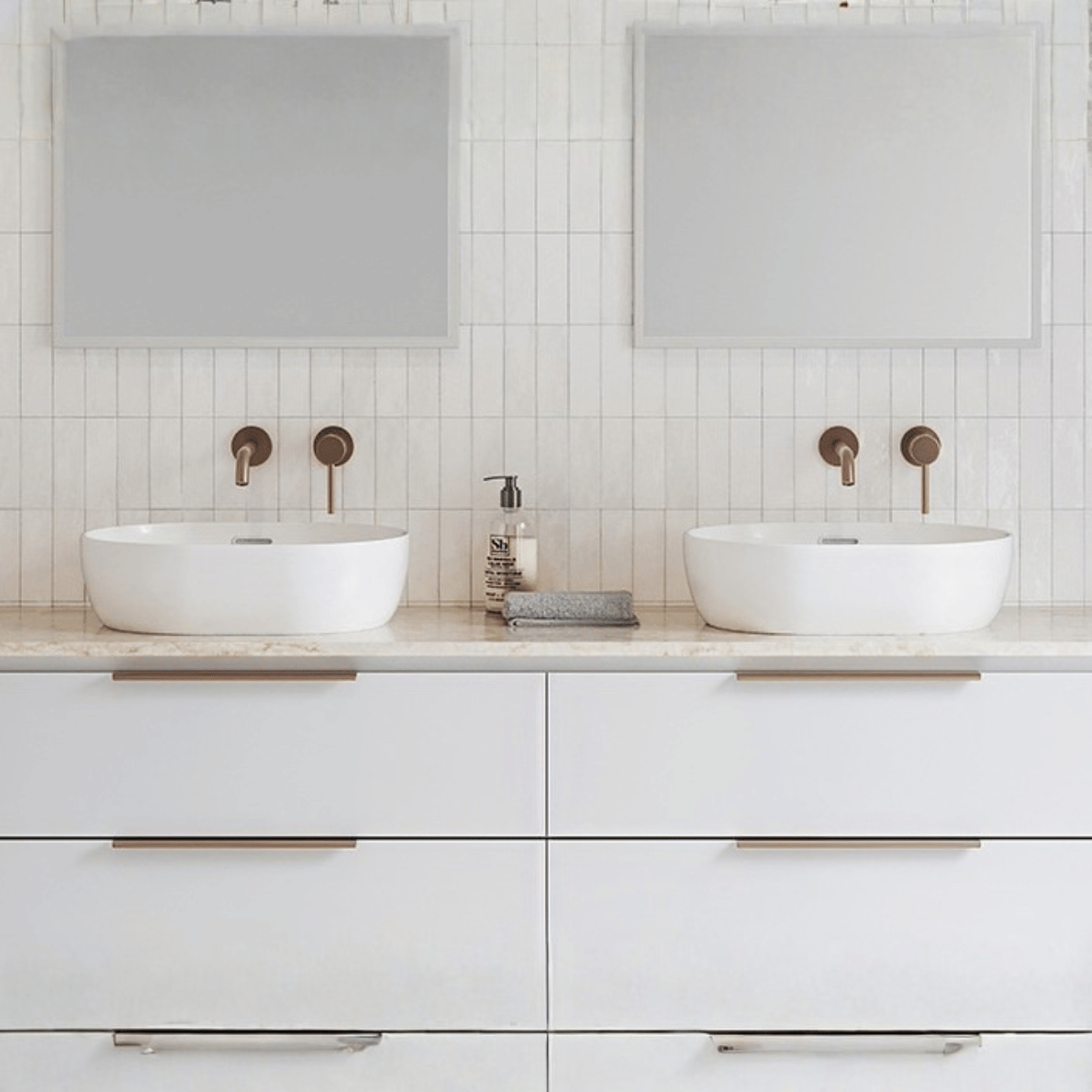 Giana Basin 490mm Gloss White