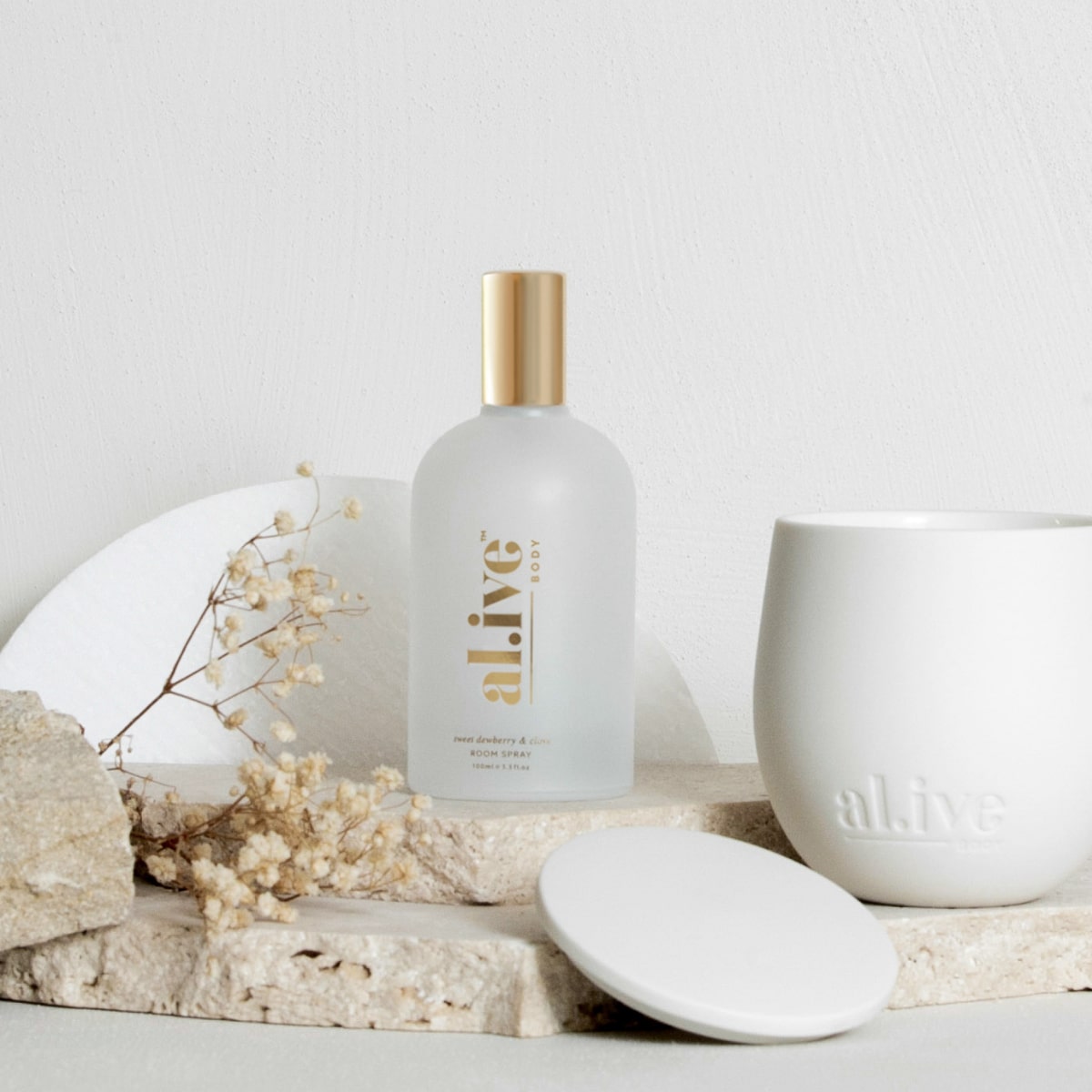 al.ive Soy Candle - Sweet Dewberry & Clove