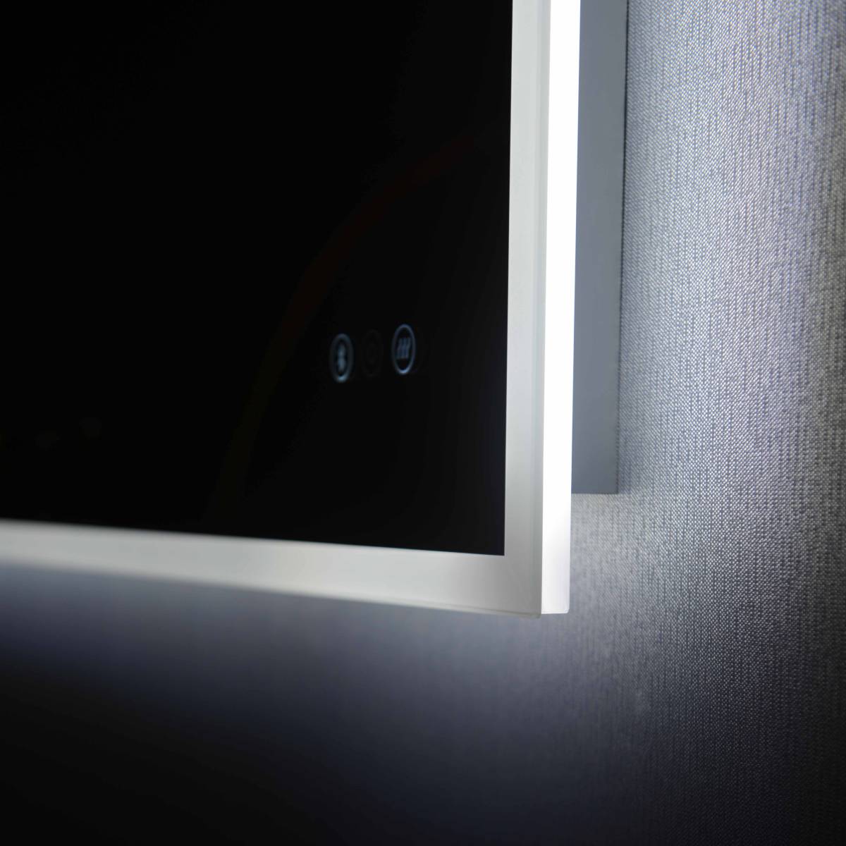 Kara - LED Mirror inc Adjustable Light Colour & Demister Pad
900x600mm