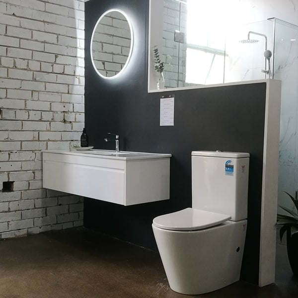 Sphere Premium - 600mm LED Mirror with Touch Sensor, Demister & Bluetooth