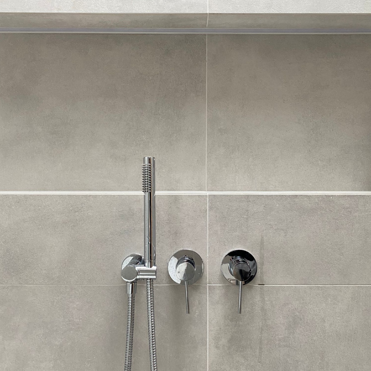 Shower Glass - Standard Return Panel
10x847x2100mm