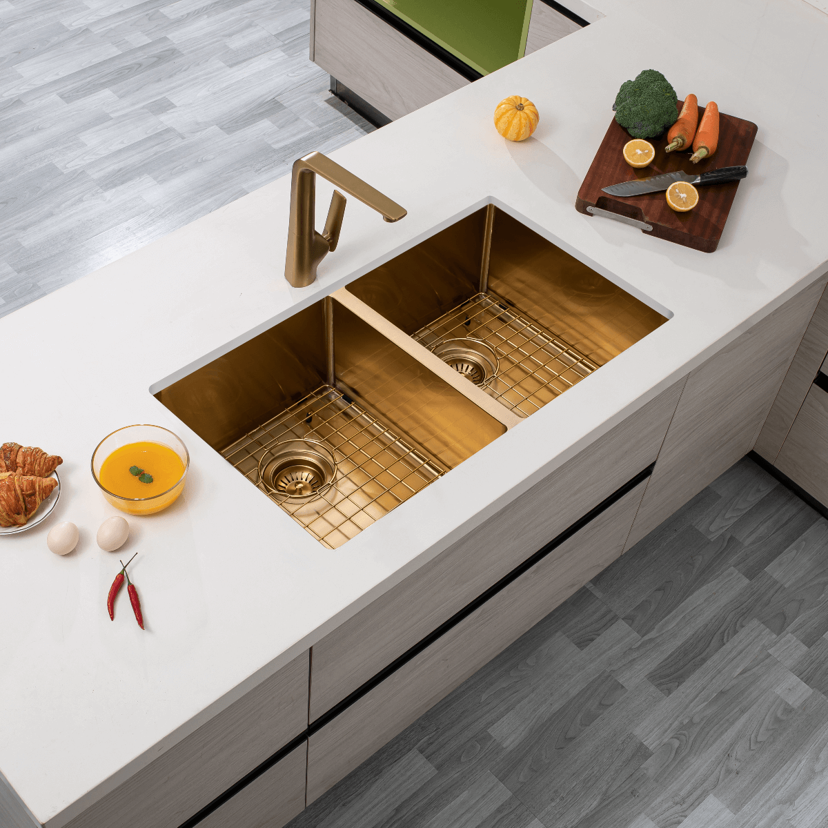 Kitchen Sink - Gold Stainless Steel Double Bowl Sink
820x457x230mm