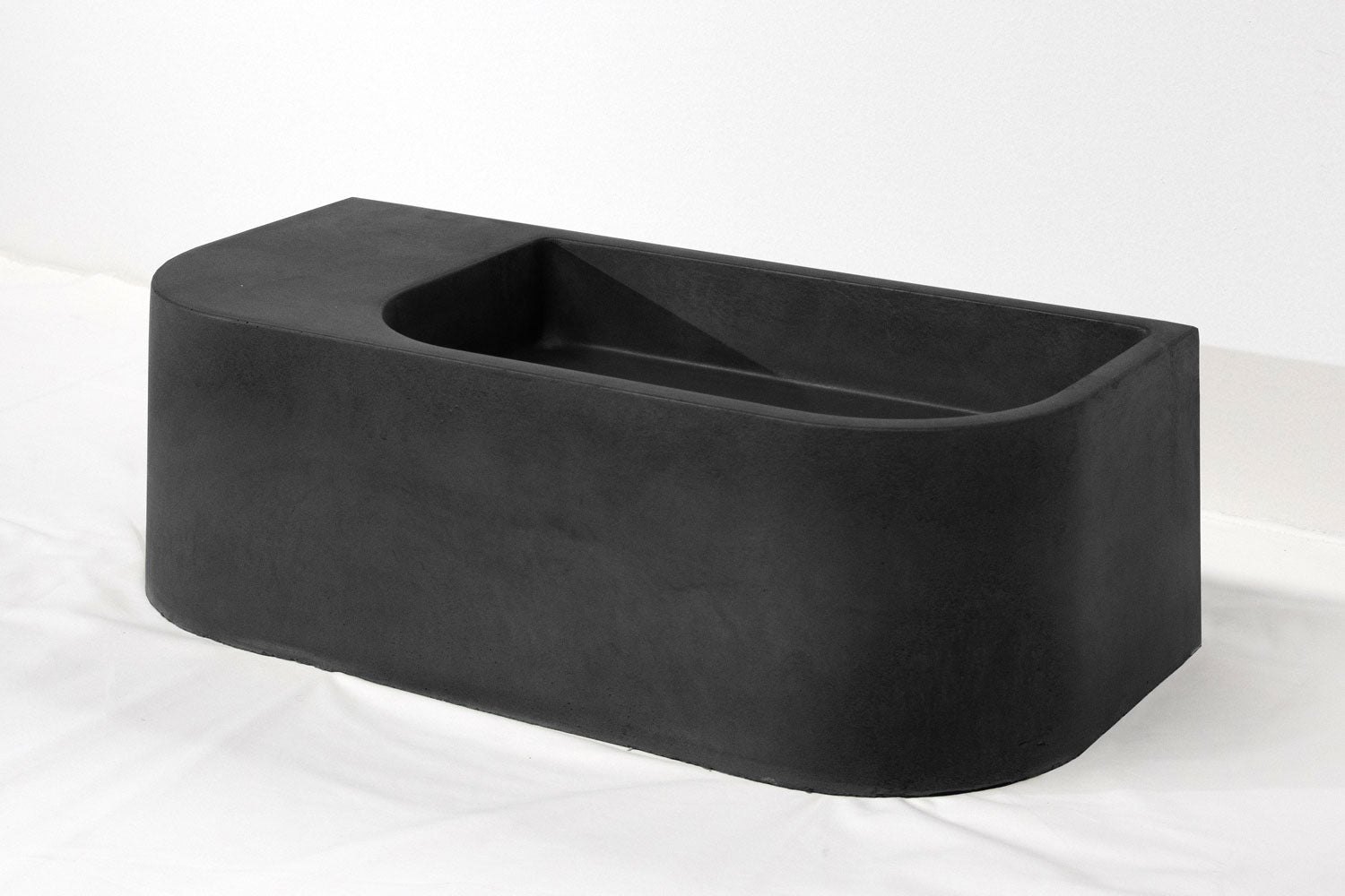 Flyta Concrete Right Basin - 670x320x220mm Coal