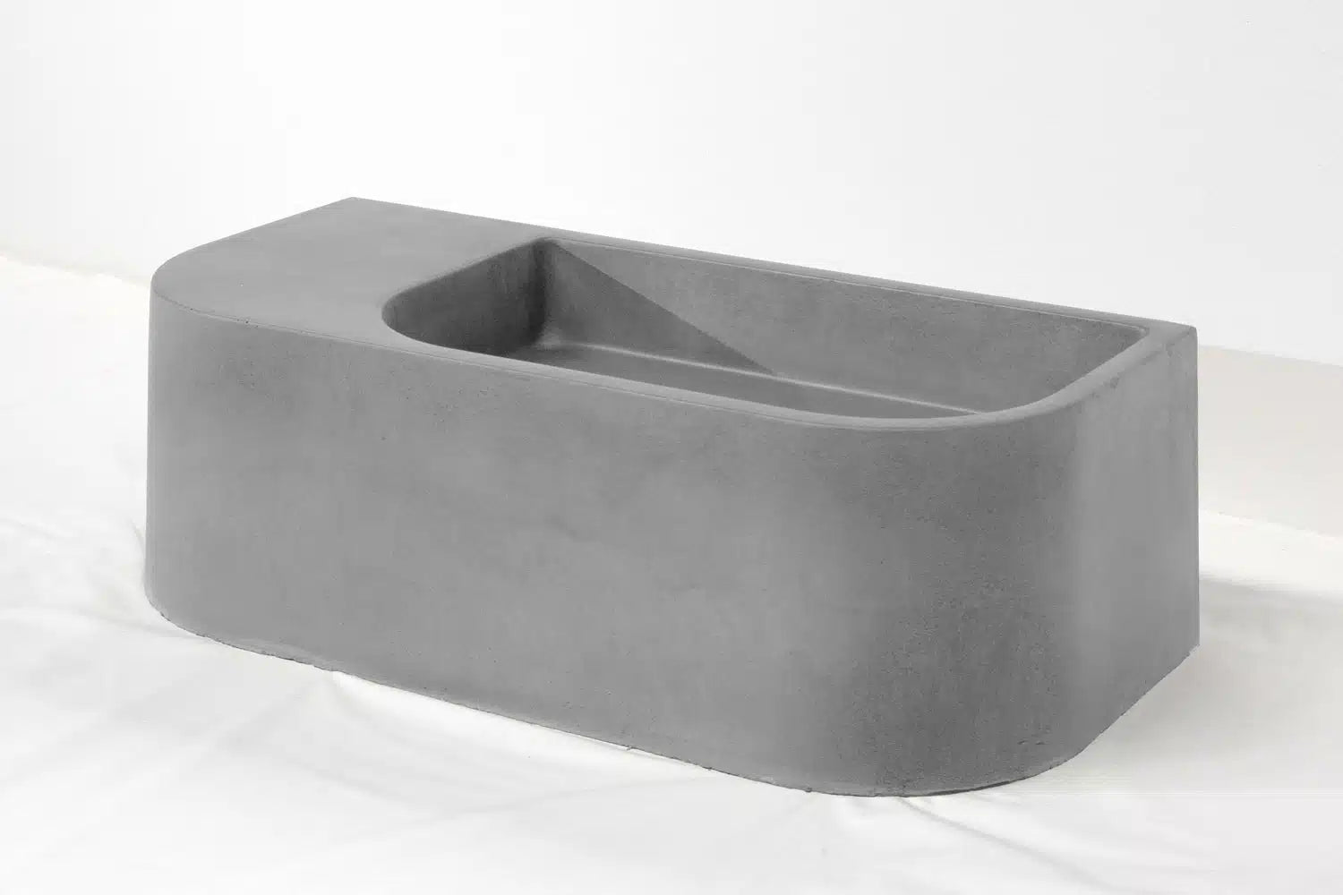 Flyta Concrete Right Basin - 670x320x220mm Umber