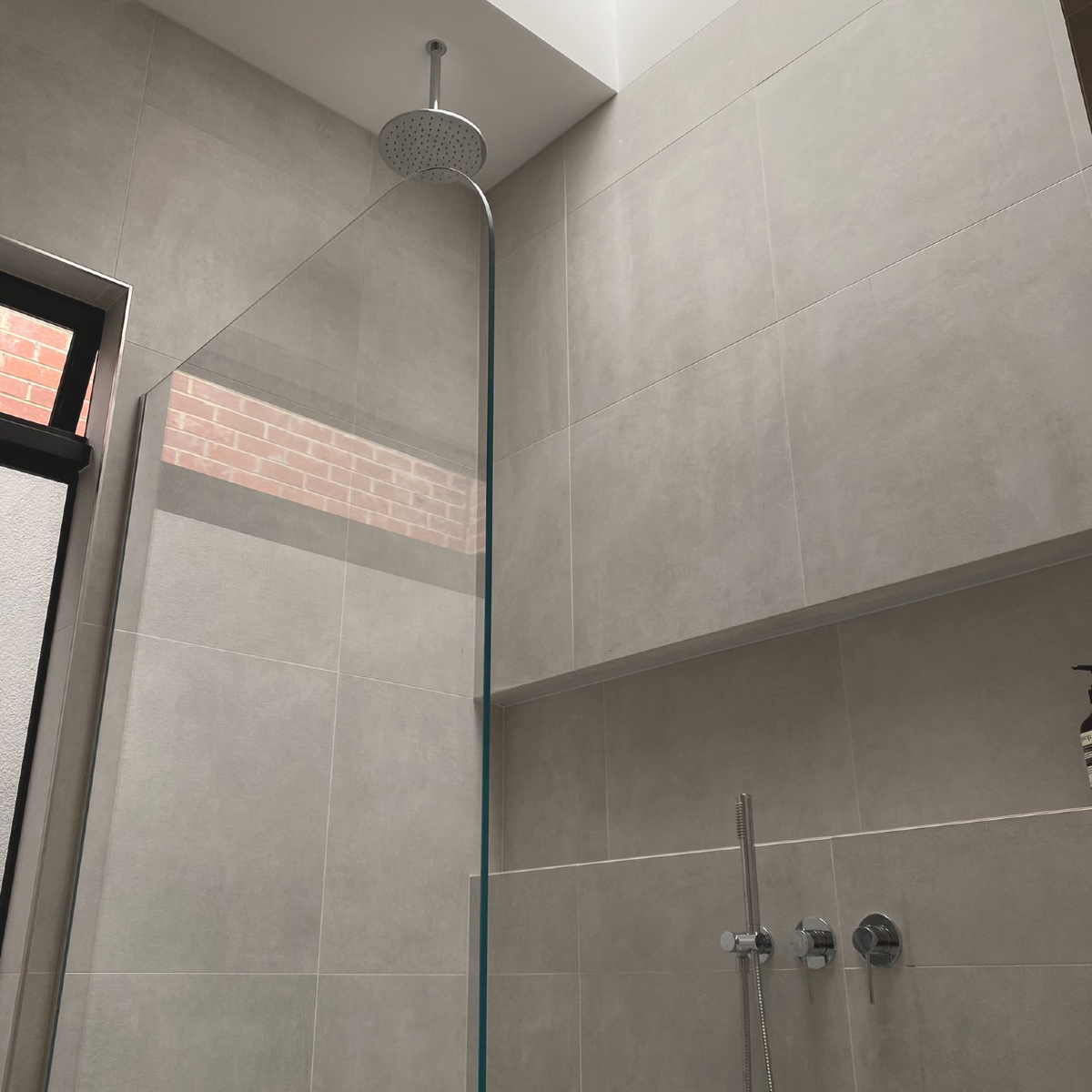 Shower Glass - Ultra Clear Return Panel
10x1097x2100mm