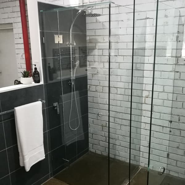 Frameless Shower Enclosure - 950mmx950mm