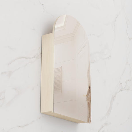 Arka - 600mm Vero Oak Shaving Cabinet