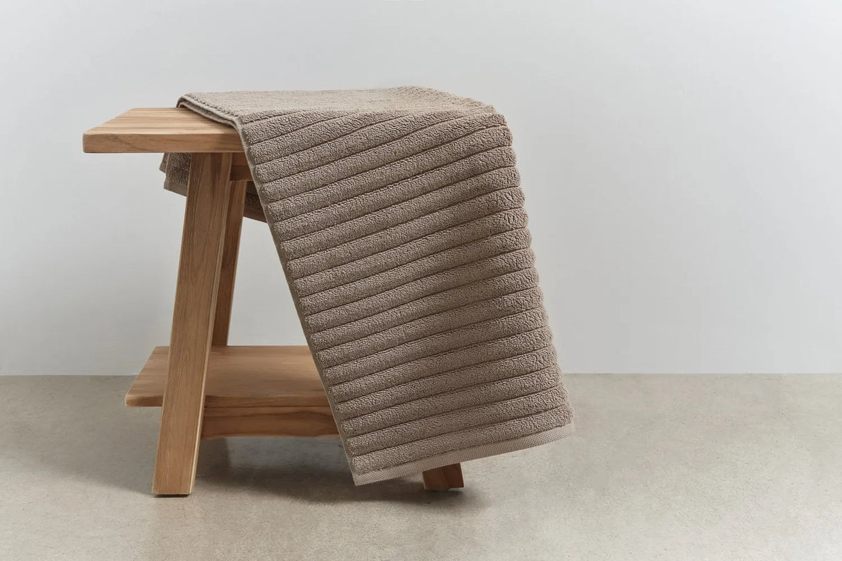 Pure Cotton Long Ribbed Bath Mat, Mocha